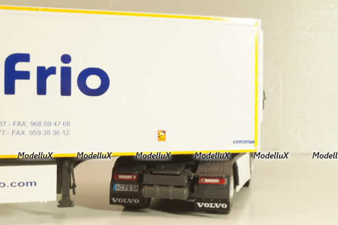 VOLVO FH tractor with semi trailer "Prima Frio" 2020, white, Camiones Españoles Nº 15, Salvat 1:43