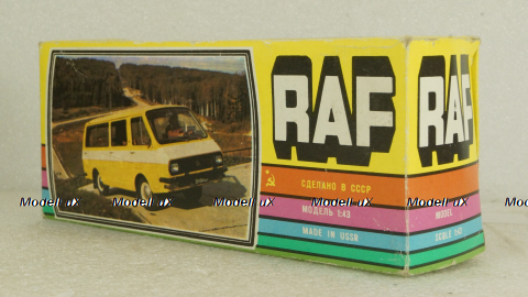 Раф-2203, медицинская, светло-серая, сентябрь 89г., Тантал/Радон 1:43