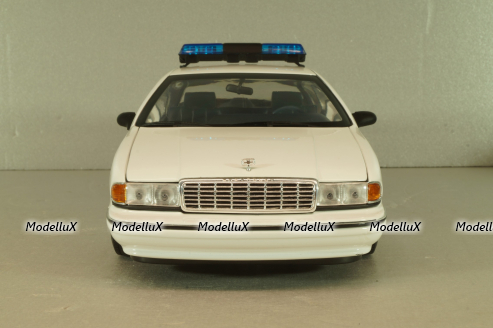 Chevrolet Caprice Police Chicago 1993, white, UT Models 1:18