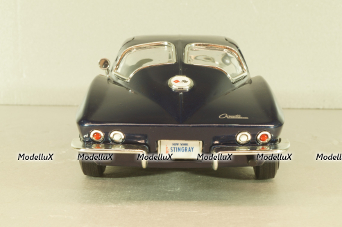 Chevrolet Corvette (C2) Stingray 1963, blue, ERTL 1:18