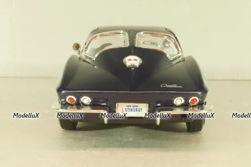 Chevrolet Corvette (C2) Stingray 1963, blue, ERTL 1:18