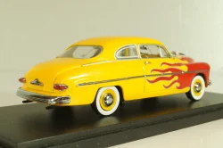 Mercury Club Coupe Street Rod 1949, yellow/red, Universal Hobbies 1:43