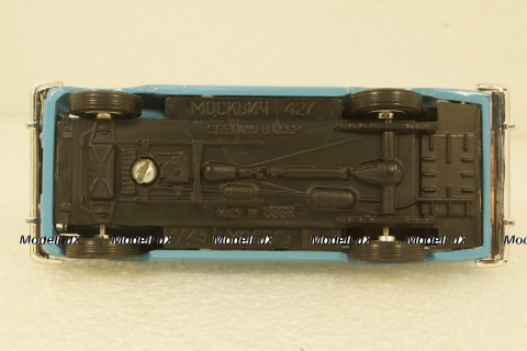 Москвич-427, голубой, Агат 1:43