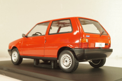 Fiat Uno 1983, red, WB124257, WhiteBox 1:24