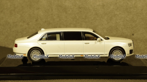Maybach SW35 1935 red-black, PM43702, Signature Model 1:43
