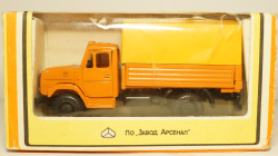 К-701 Кировец, з-д Двигатель 1:43