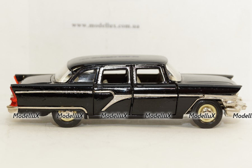 К-701 Кировец, з-д Двигатель 1:43