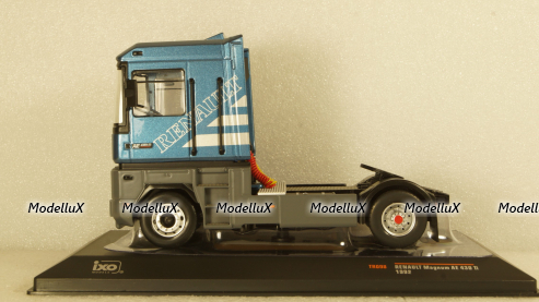 Renault Magnum AE 430 Ti metallic blue 1992, TR098, IXO 1:43