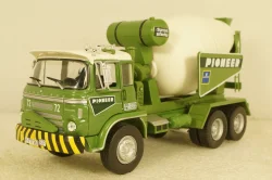Barreiros Centuaro truck Cement Mixer 1968, Altaya 1:43