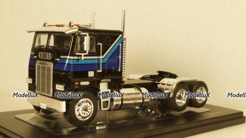 Freightliner FLA black/decor 1993, TR095, IXO 1:43