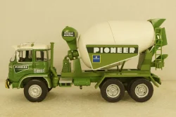 Barreiros Centuaro truck Cement Mixer 1968, Altaya 1:43
