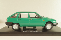 ИЖ-2126 "Орбита" 1990, зеленый,  Легендарные советские автомобили №60, Hachette 1:24