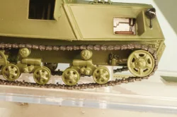 ХТЗ-16 Броне-трактор образца 1941г., №6 из 20шт АвтоБюро 1:43