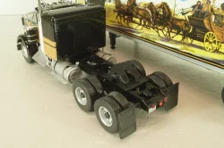 Kenworth W925 with semi-trailer "Smokey and the Bandit" 1977, black, W83431001, Werk83 1:43 Уценка!