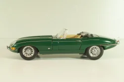 Jaguar E-Type Cabriolet 1961, green, Franklin Mint 1:24