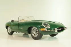 Jaguar E-Type Cabriolet 1961, green, Franklin Mint 1:24