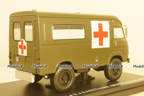 Renault SG2 2E 4x4 Van Sanitaire Ambulance 1968, Hachette 1:43