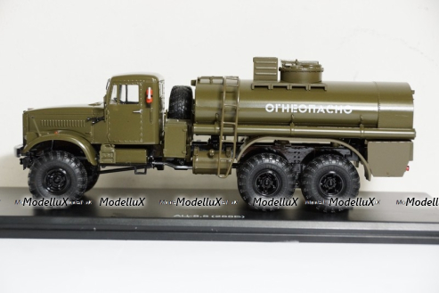 КрАЗ-255Б АЦ-8,5 автоцистерна 1969г, SSM1179