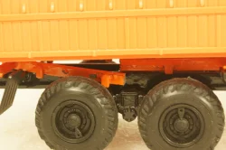 Урал-5557,Колхозник, уценка. Элекон 1:43