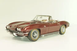 Chevrolet Corvette (C2) Convertible 1965, maroon, Danbury Mint 1:24