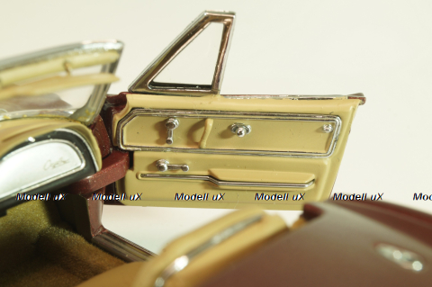 Chevrolet Corvette (C2) Convertible 1965, maroon, Danbury Mint 1:24
