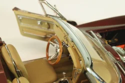 Chevrolet Corvette (C2) Convertible 1965, maroon, Danbury Mint 1:24