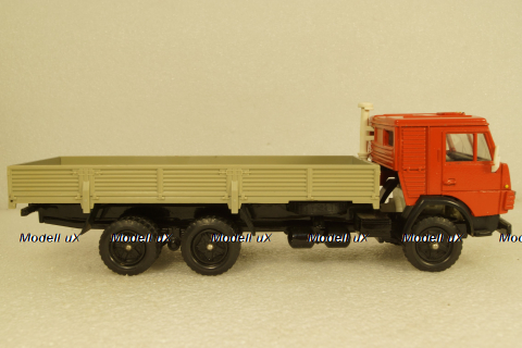 Камаз-53212 бортовой, на резине красный/серый, Арек 1:43