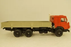 Камаз-53212 бортовой, на резине красный/серый, Арек 1:43