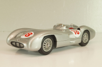 Mercedes-Benz W196R # 18 1954, silver, Franklin Mint 1:24