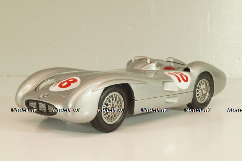 Mercedes-Benz W196R # 18 1954, silver, Franklin Mint 1:24