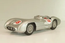 Mercedes-Benz W196R # 18 1954, silver, Franklin Mint 1:24