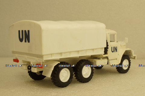 Зил-131 ООН, белый, Элекон 1:43