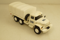 Зил-131 ООН, белый, Элекон 1:43