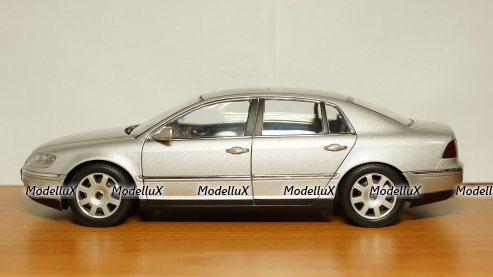 Mercedes GLE (V167) year 2018 designo diamond white, Norev 1:43
