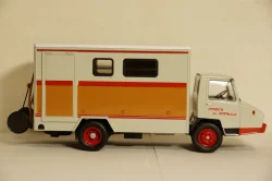 Berliet Stradair 50 1968 IXO 1:43