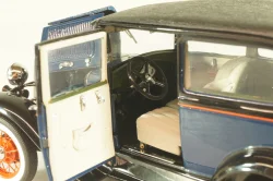 Ford Model A Tudor 1930, blue, Franklin Mint 1:24