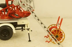 Mercedes L3500  DL17 Feuerwehr Bensheim 1950 red/white, 439350081, Minichamps 1:43