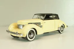 Cord 812 Phaeton Coupe yellow, 1937, Franklin Mint 1:24