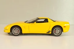 Chevrolet Corvette Z06 (C5) 50th Anniversary 2003, yellow, B11C474, Franklin Mint 1:24
