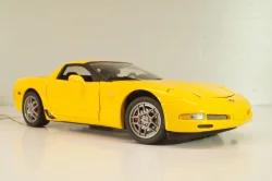 Chevrolet Corvette Z06 (C5) 50th Anniversary 2003, yellow, B11C474, Franklin Mint 1:24