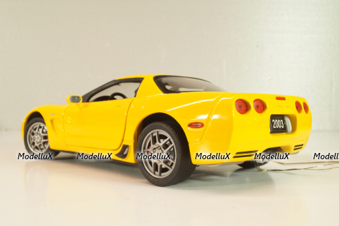 Chevrolet Corvette Z06 (C5) 50th Anniversary 2003, yellow, B11C474, Franklin Mint 1:24