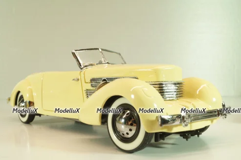 Cord 812 Phaeton Coupe yellow, 1937, Franklin Mint 1:24
