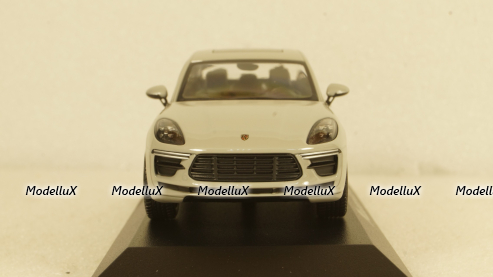 Porsche Macan Turbo 2019 lightgrey,WAP0206020J, Minichamps 1:43