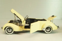Cord 812 Phaeton Coupe yellow, 1937, Franklin Mint 1:24