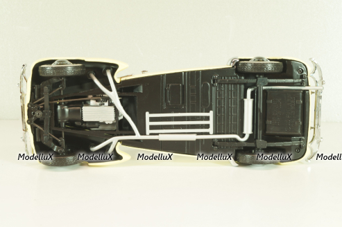 Cord 812 Phaeton Coupe yellow, 1937, Franklin Mint 1:24