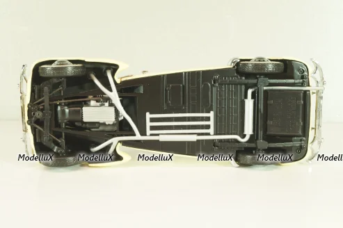 Cord 812 Phaeton Coupe yellow, 1937, Franklin Mint 1:24