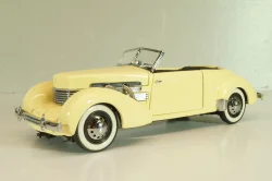 Cord 812 Phaeton Coupe yellow, 1937, Franklin Mint 1:24