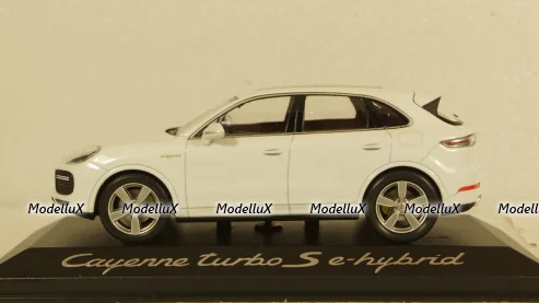 Porsche Cayenne Turbo S E-Hybrid, 2019, white, WAP0203140K, Minichamps 1:43