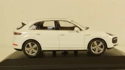 Porsche Cayenne Turbo S E-Hybrid, 2019, white, WAP0203140K, Minichamps 1:43