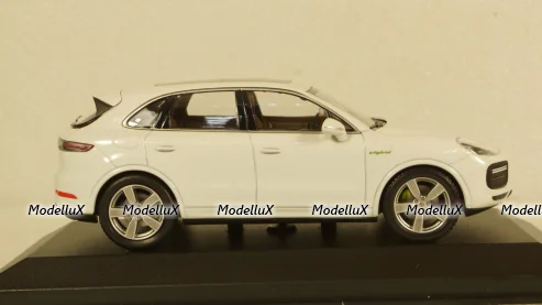 Porsche Cayenne Turbo S E-Hybrid, 2019, white, WAP0203140K, Minichamps 1:43